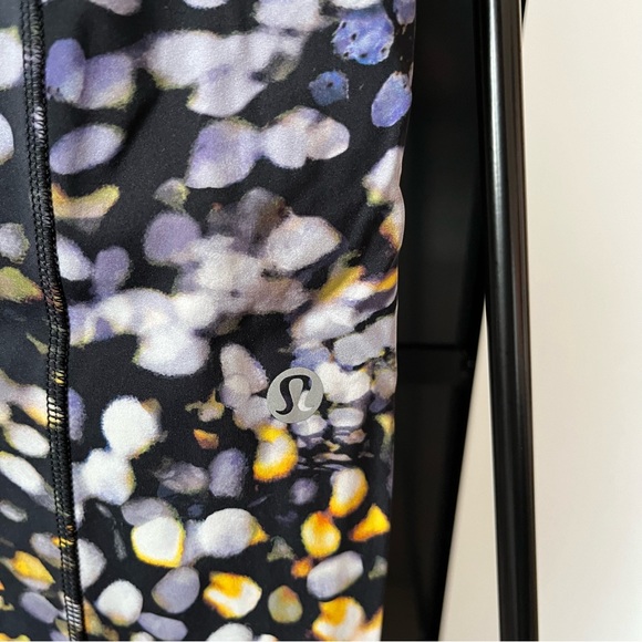 Lululemon Fast and Free Tight II Nulux Metropolis Glow Multi Size 2 - Picture 4 of 6